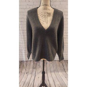 1.State V-Neck Sweater in Medium Heather Gray/NWT, Size M